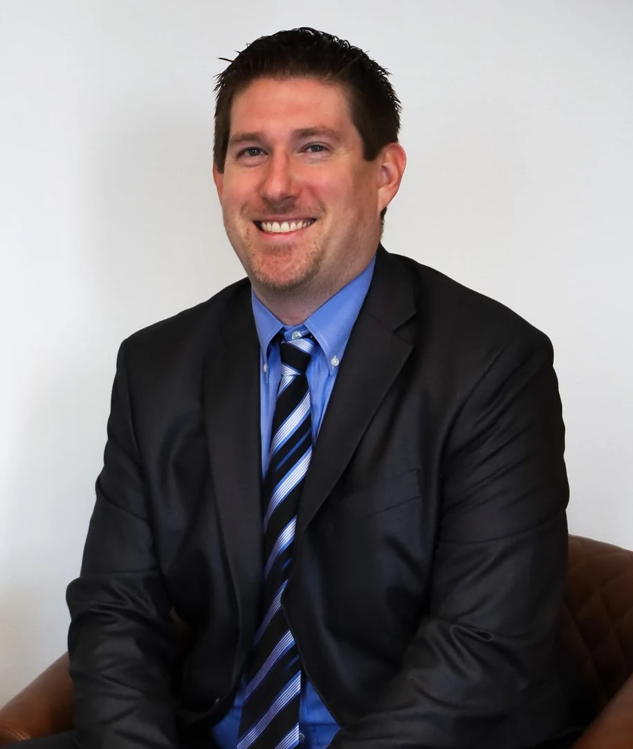 Ian Johnson, Arizona Associate Broker and leader of TFI Real Estate Advisors